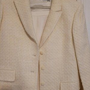 Cream Colored Pant Suit, Tahari, Very classy professional business suit.